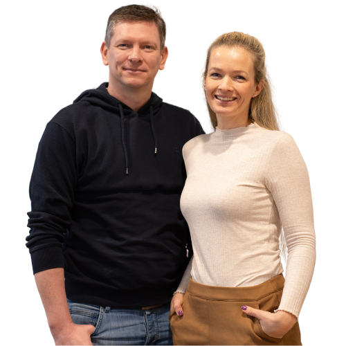 Kundenservice Ein Mann und eine Frau, die fröhlich in die Kamera lächeln. Sie sind Teil des Rüdinger-Teams und kümmern sich darum, dass die Sendungen pünktlich bei den Empfängern ankommen. Sie übernehmen einen zuverlässigen Kundenservice.
Hilfe bei Transportbuchung.